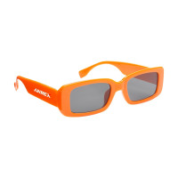 oranje (± PMS 021C)